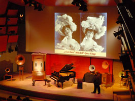 "Gaitée Parisienne" mit Grammophon